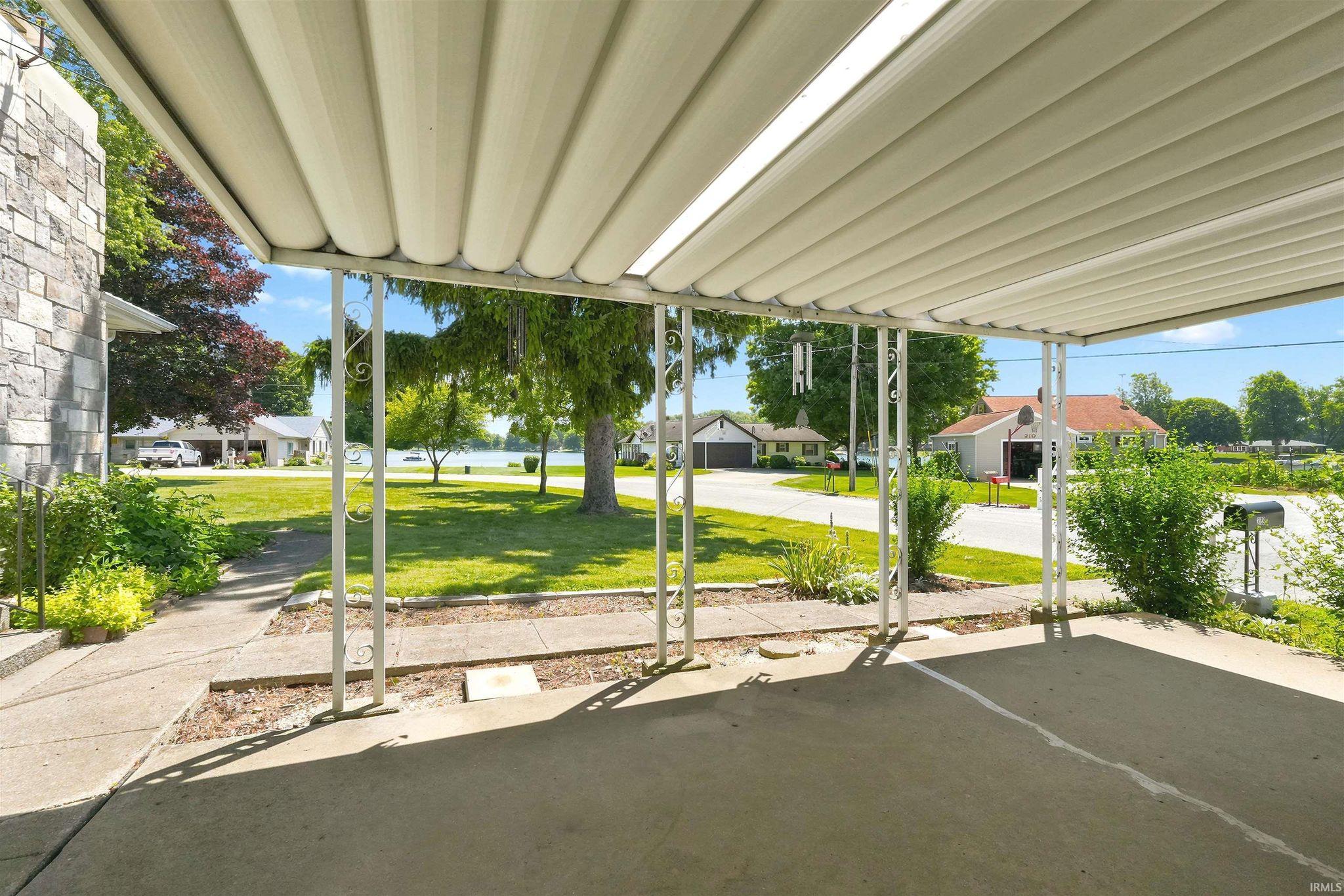 Image of 213 Willow Court