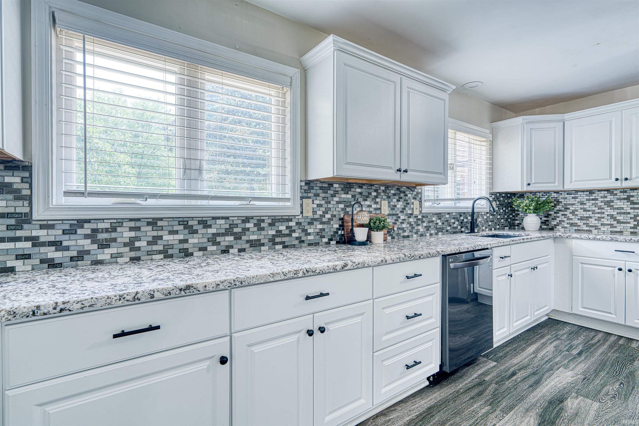 Image of 1051 Pine Gate Road
