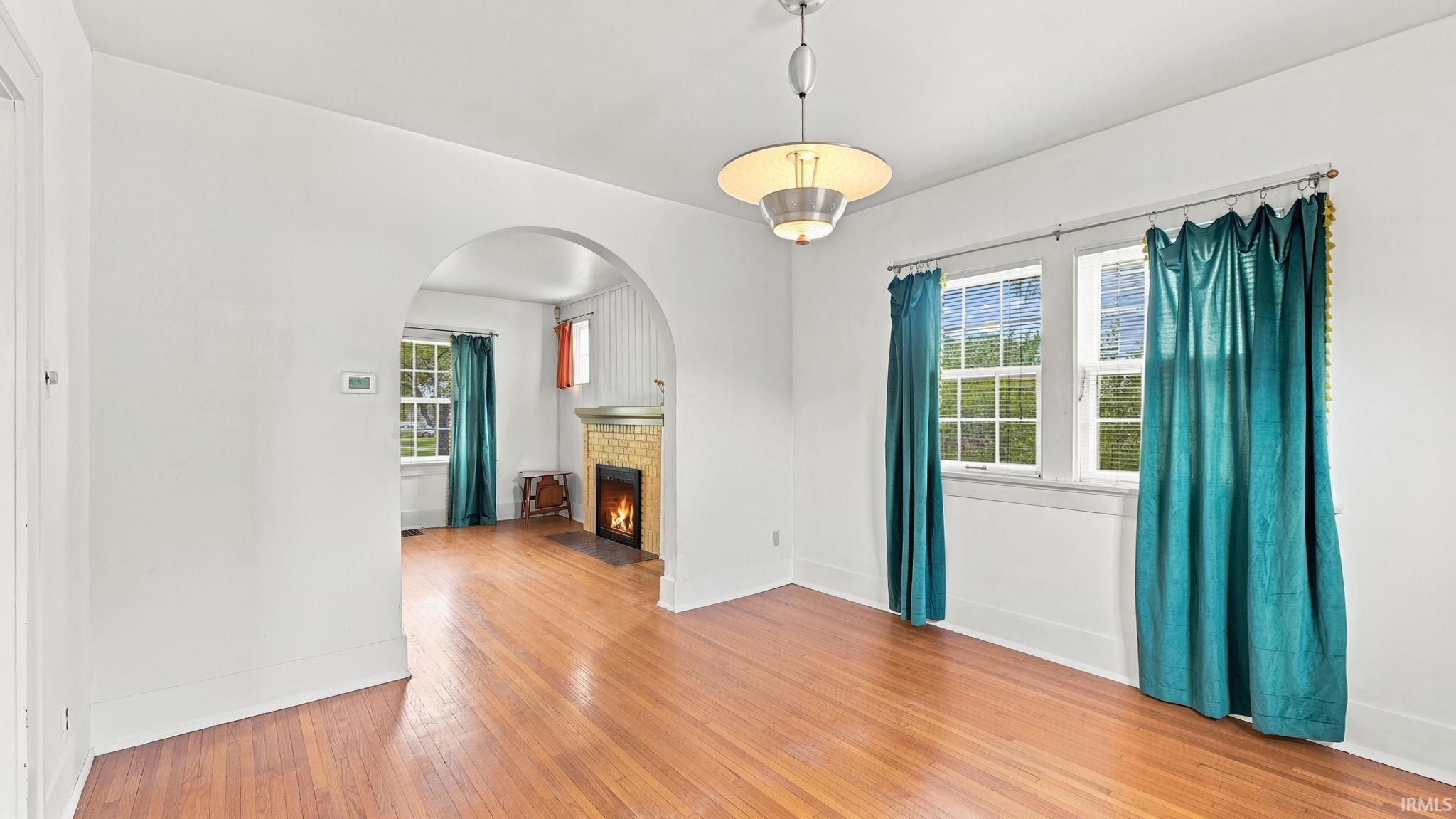 Image of 4407 Drury Lane