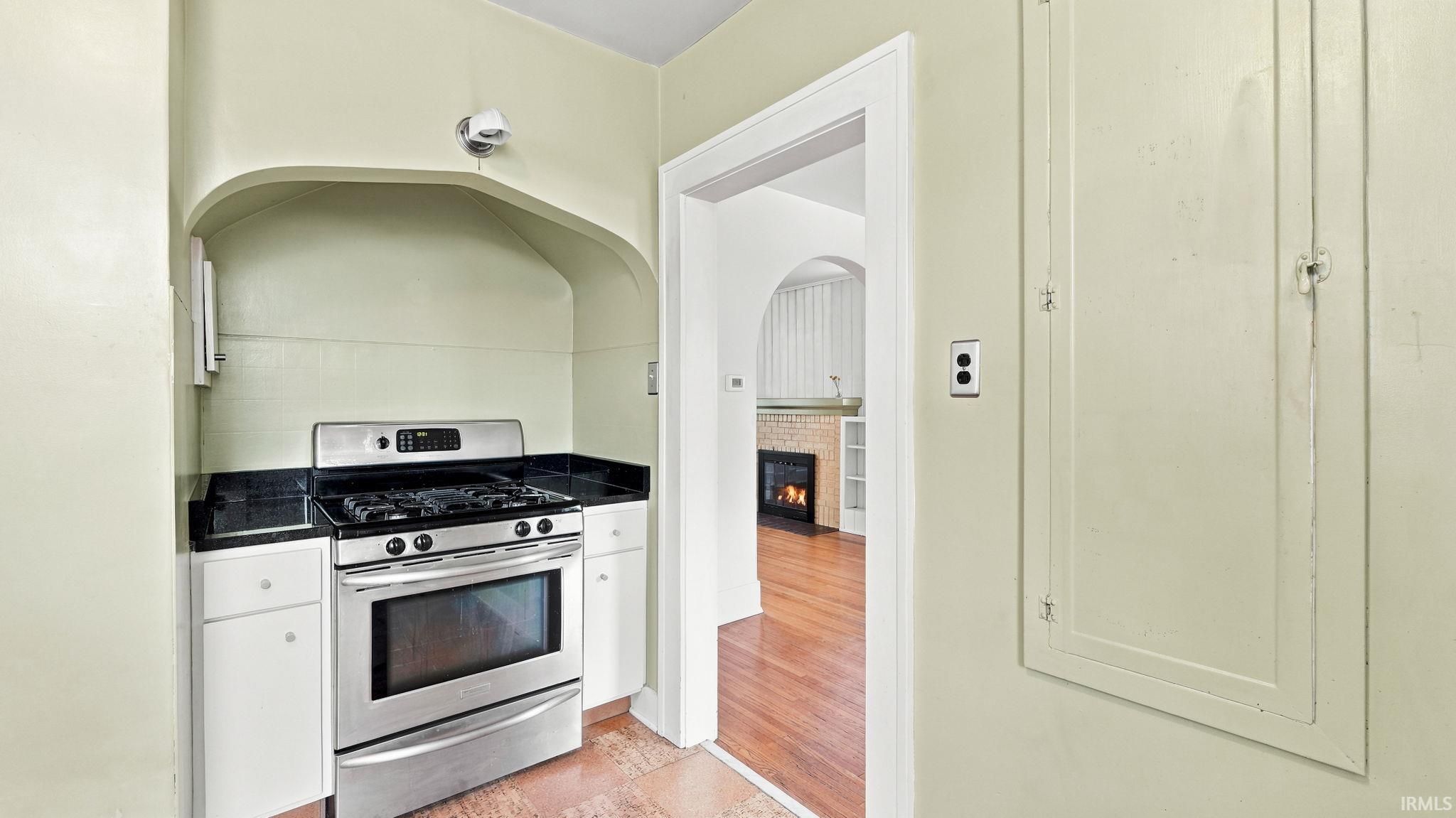 Image of 4407 Drury Lane