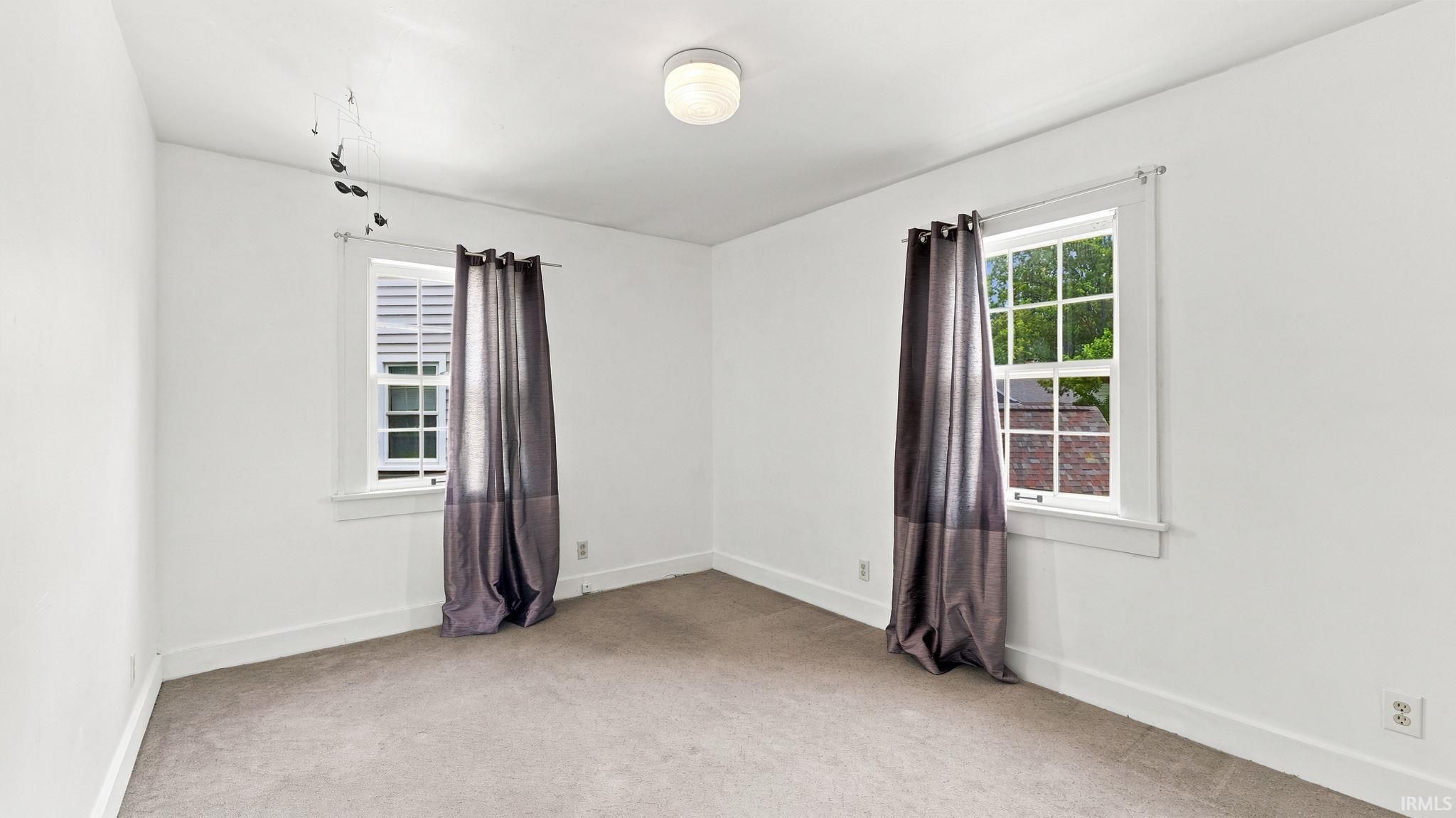 Image of 4407 Drury Lane