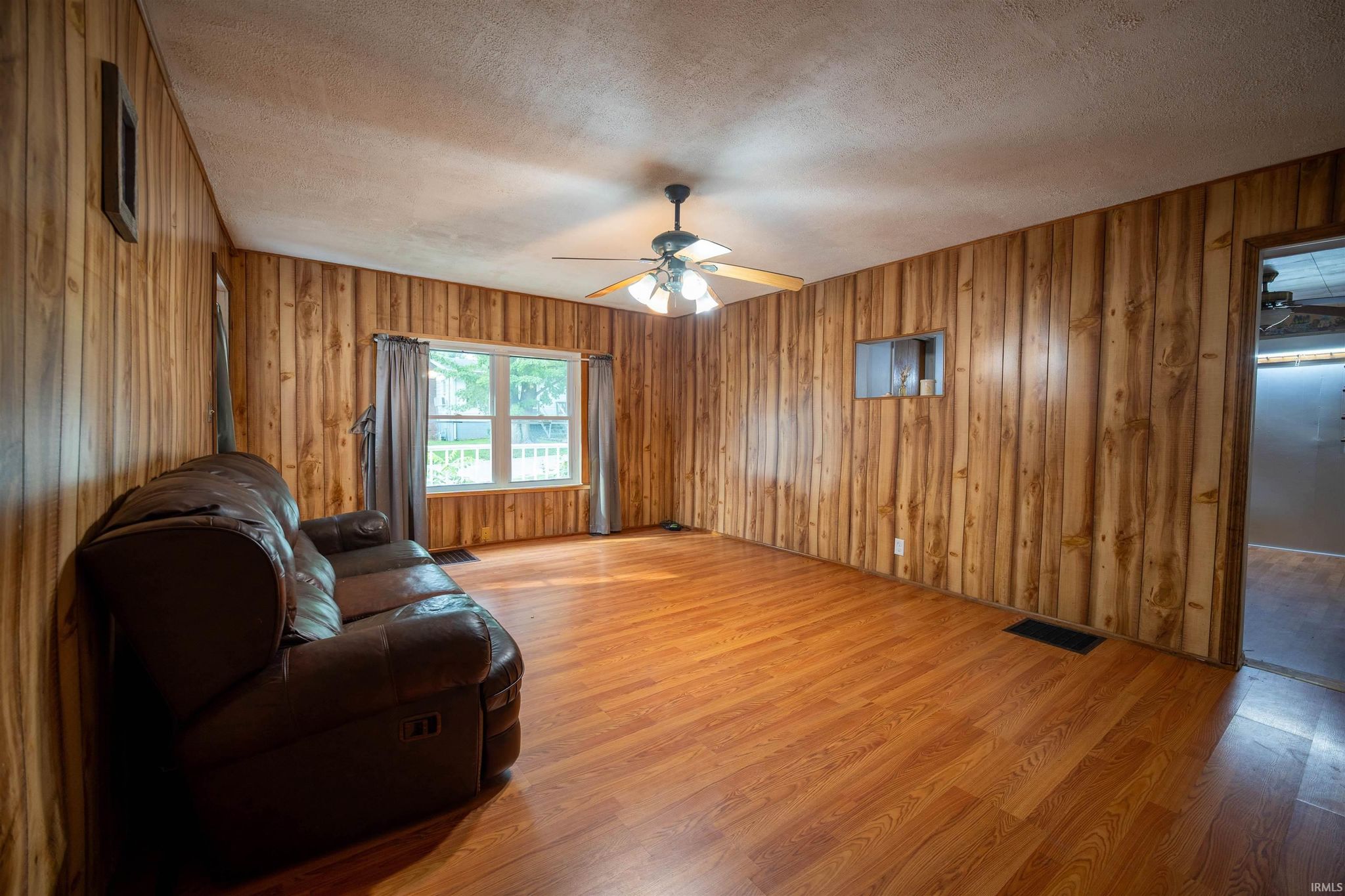 Image of 1302 E Sycamore Street