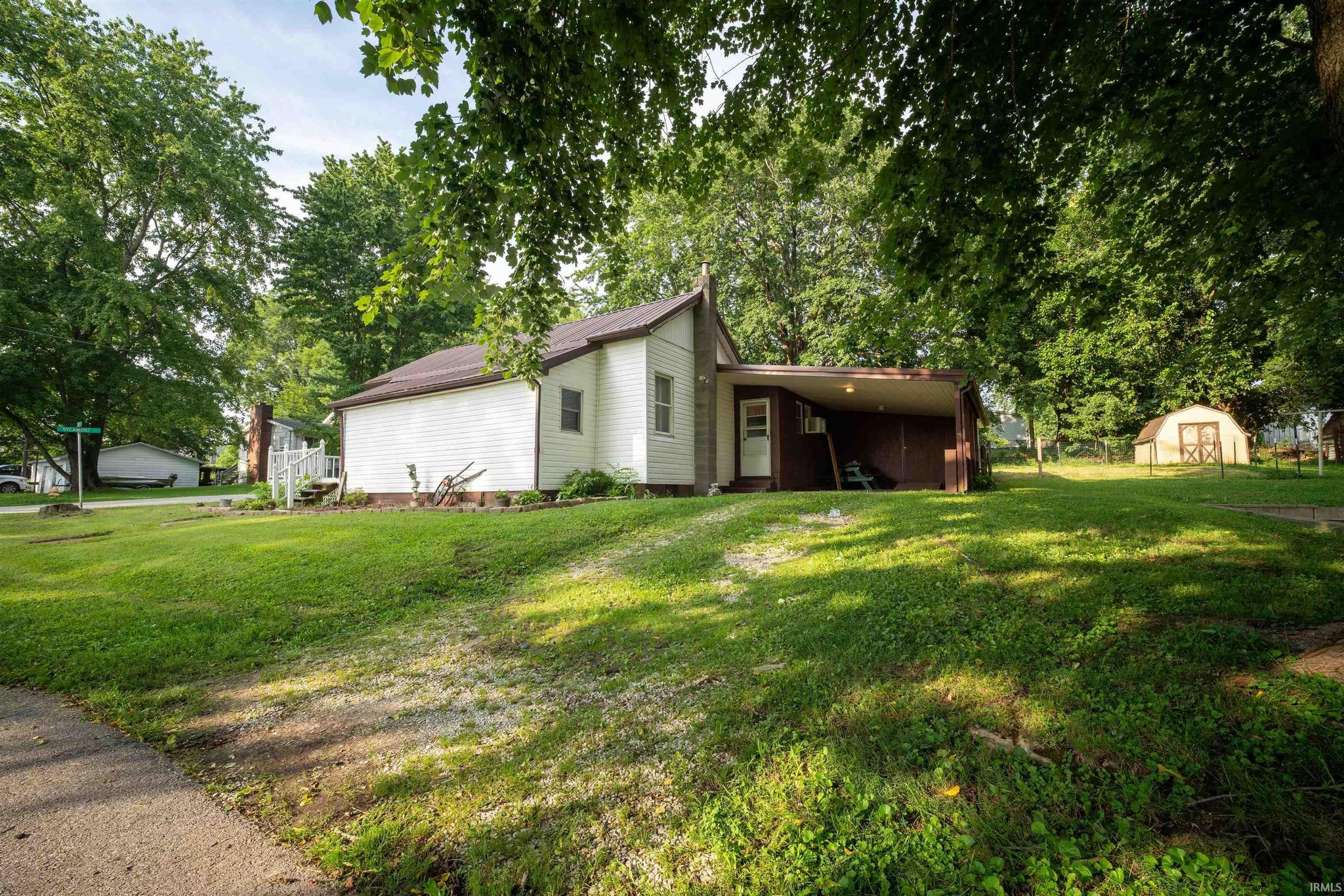 Image of 1302 E Sycamore Street