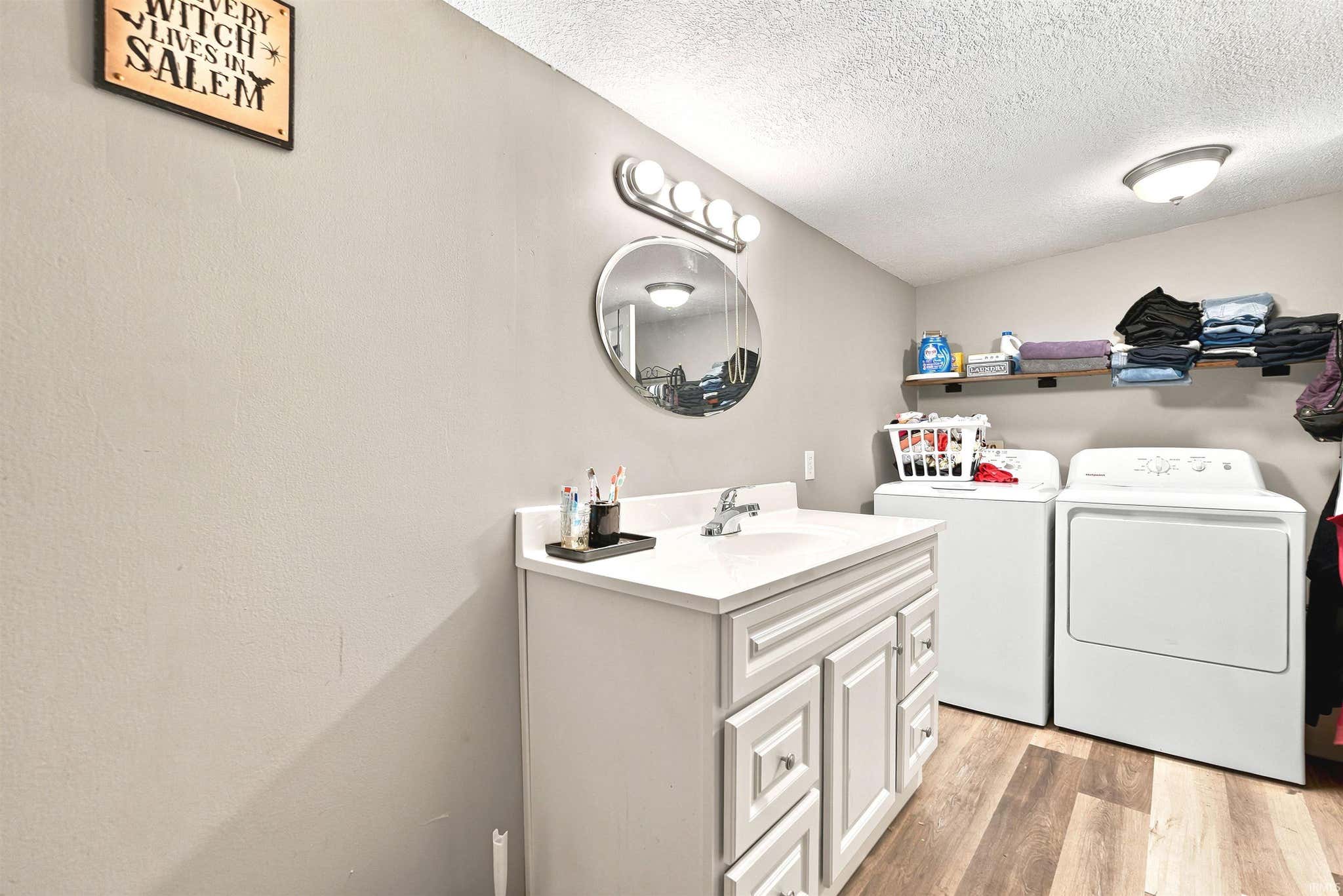 Image of 615 E Main Street